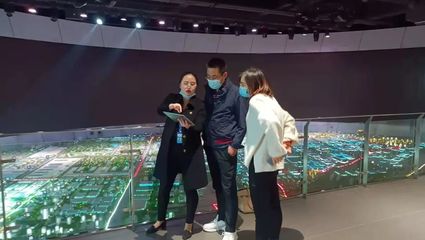 襄陽高新區(qū)“開門迎商”吸引多家重點企業(yè)洽談道路普通貨運項目